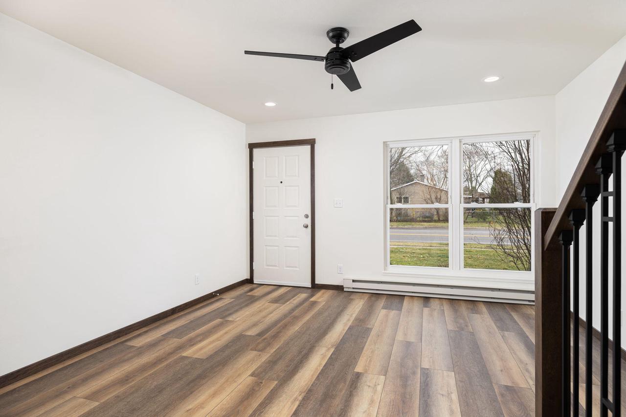 916 12th AVENUE SOUTH South