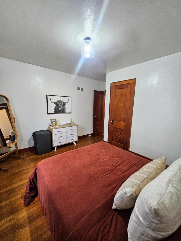 2120 15th PLACE SOUTH South