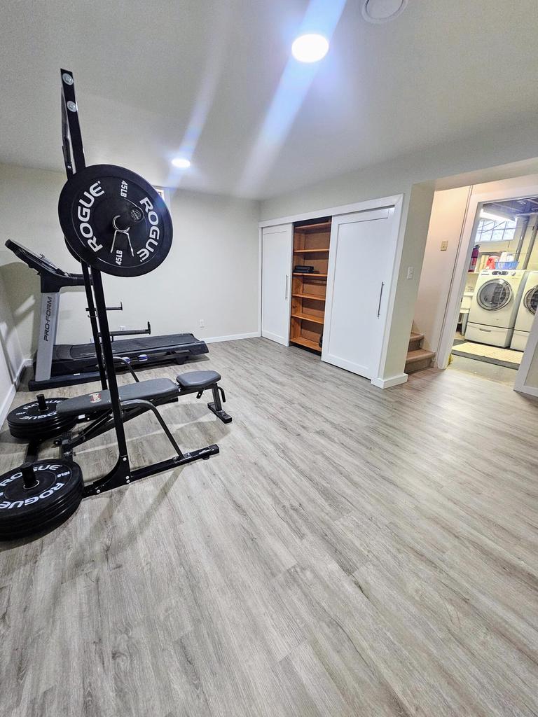 2120 15th PLACE SOUTH South