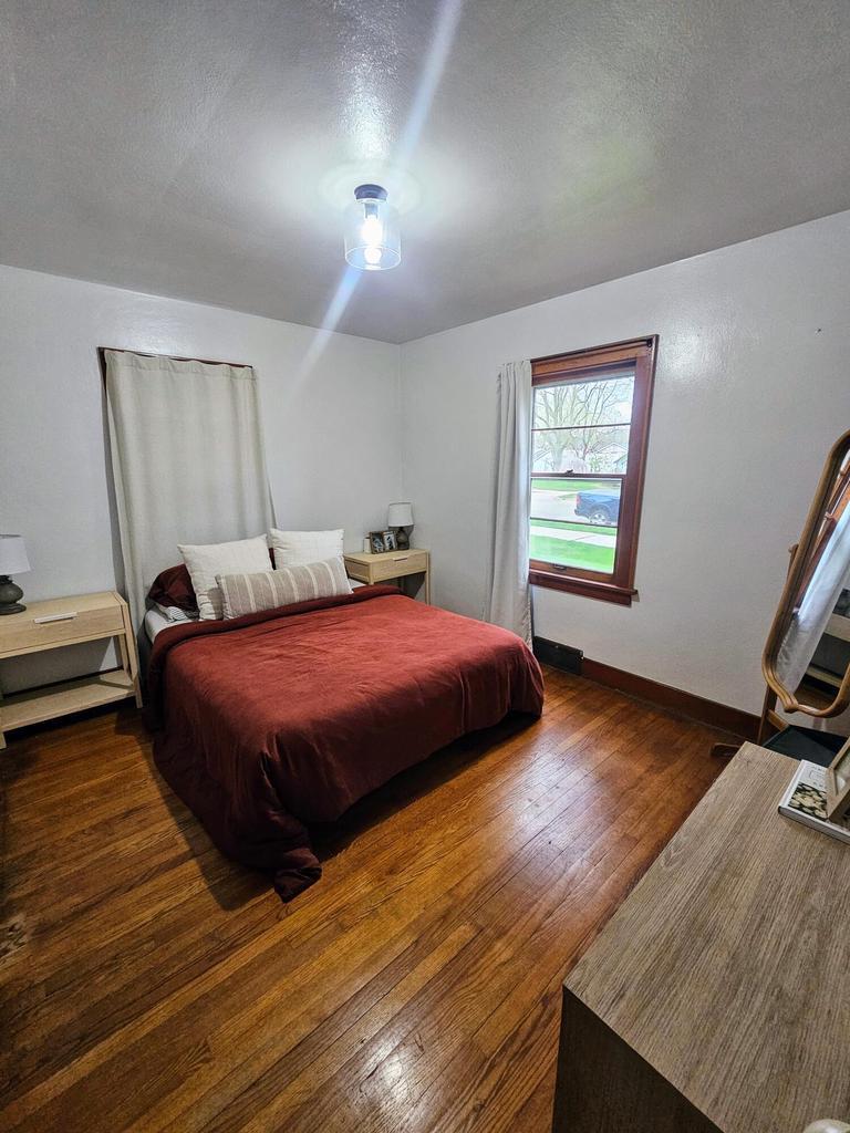 2120 15th PLACE SOUTH South