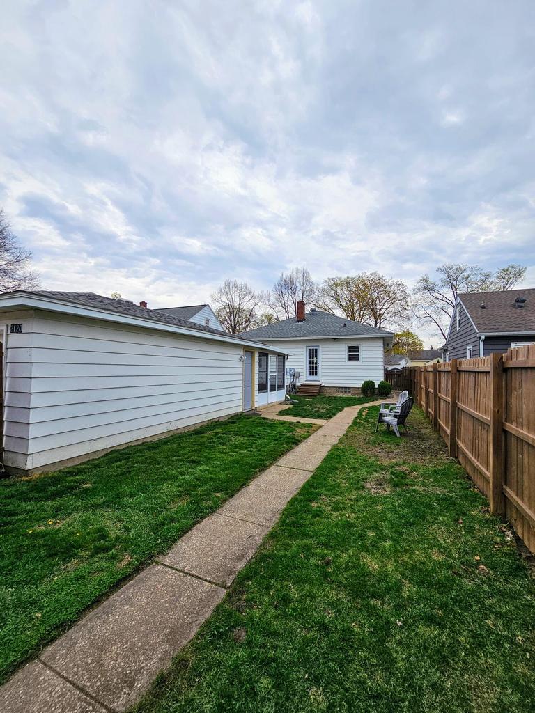 2120 15th PLACE SOUTH South