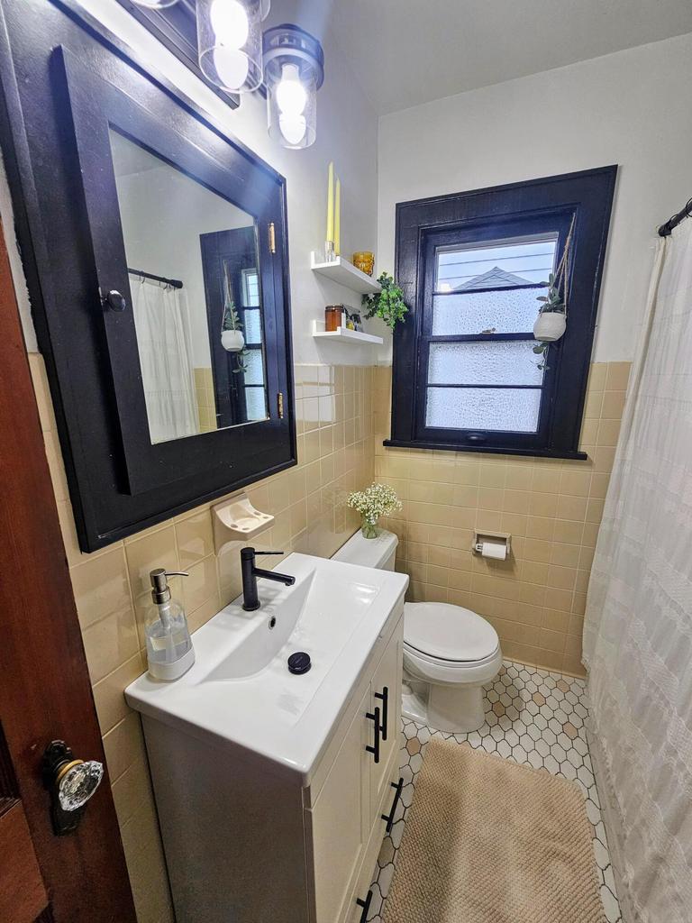 2120 15th PLACE SOUTH South