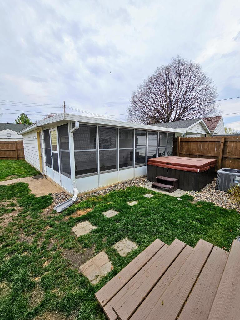 2120 15th PLACE SOUTH South