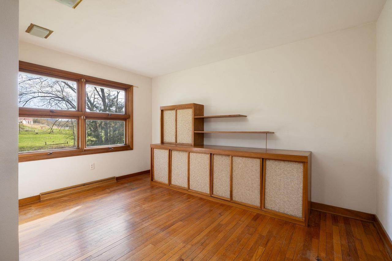 W5826 Coulee Springs LANE