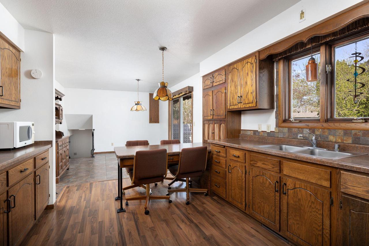 N1110 Bloomer Mill ROAD