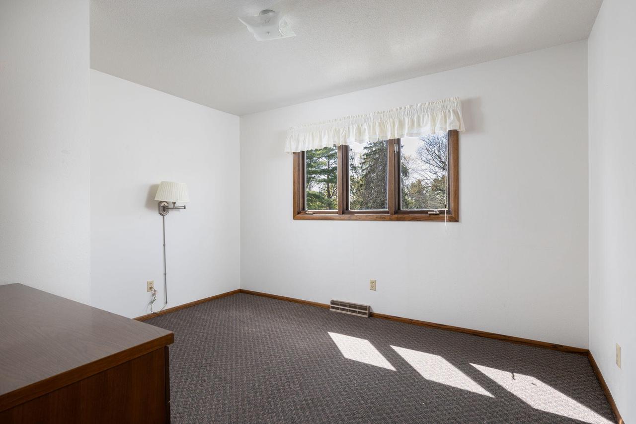 N1110 Bloomer Mill ROAD