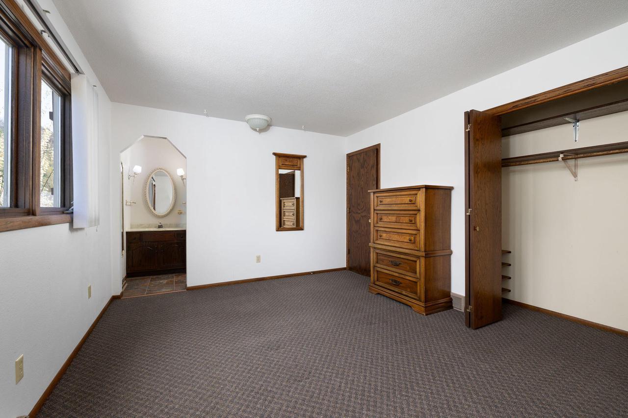 N1110 Bloomer Mill ROAD