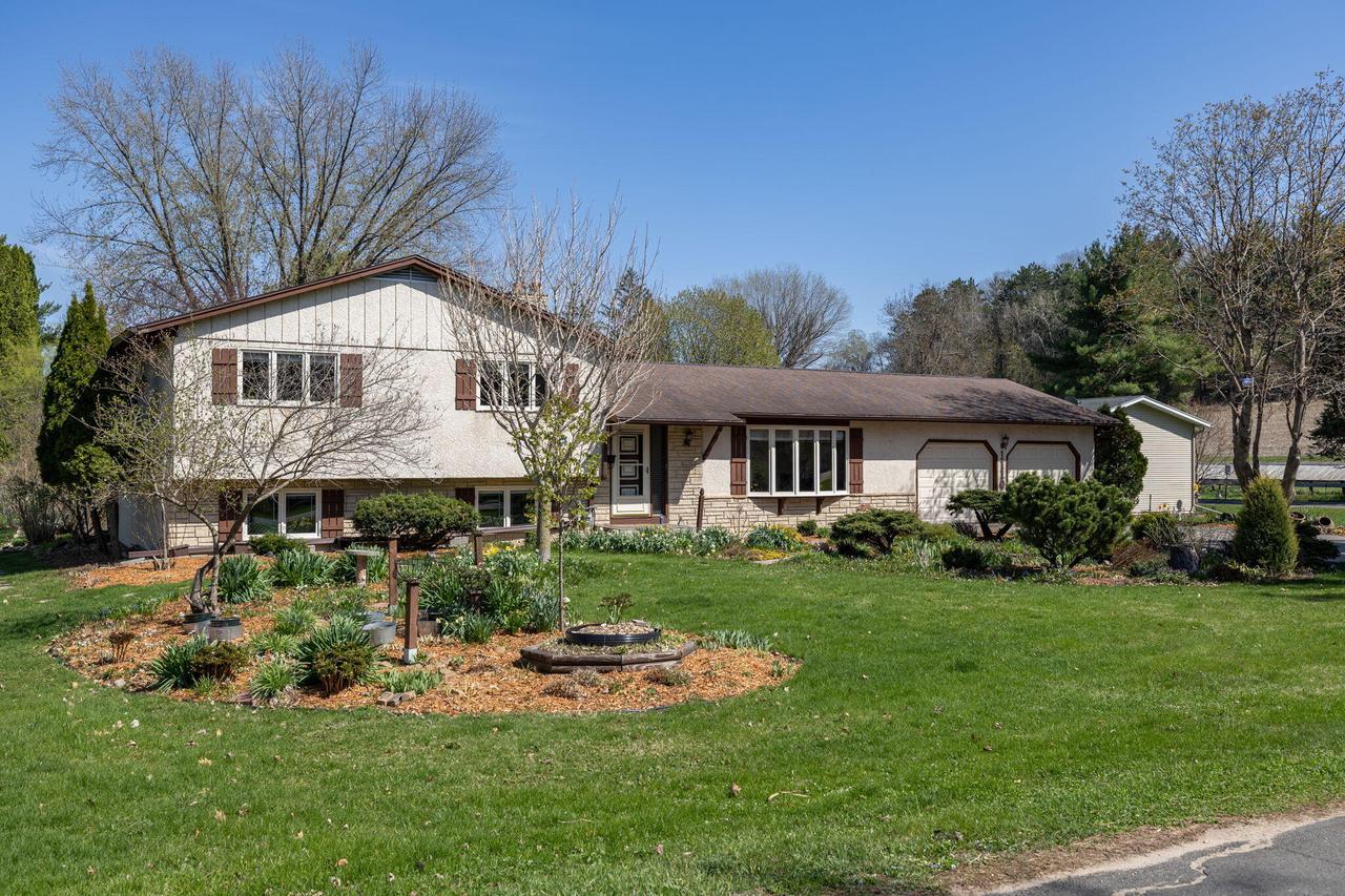 N1110 Bloomer Mill ROAD