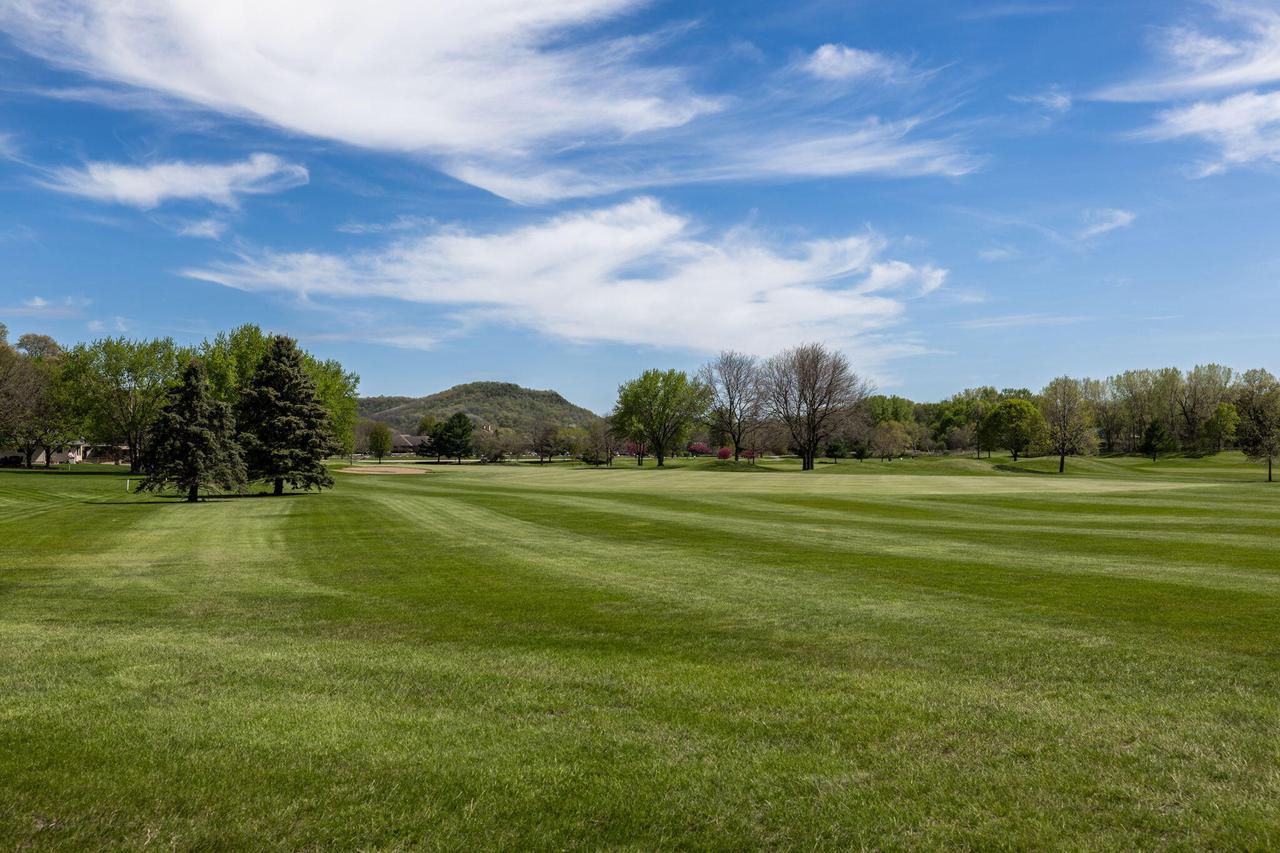 N5601 Cheyenne DRIVE