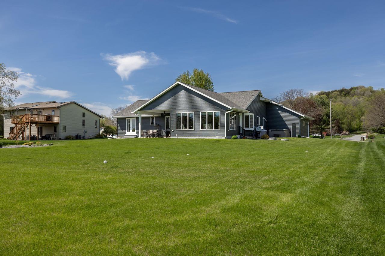 N5601 Cheyenne DRIVE