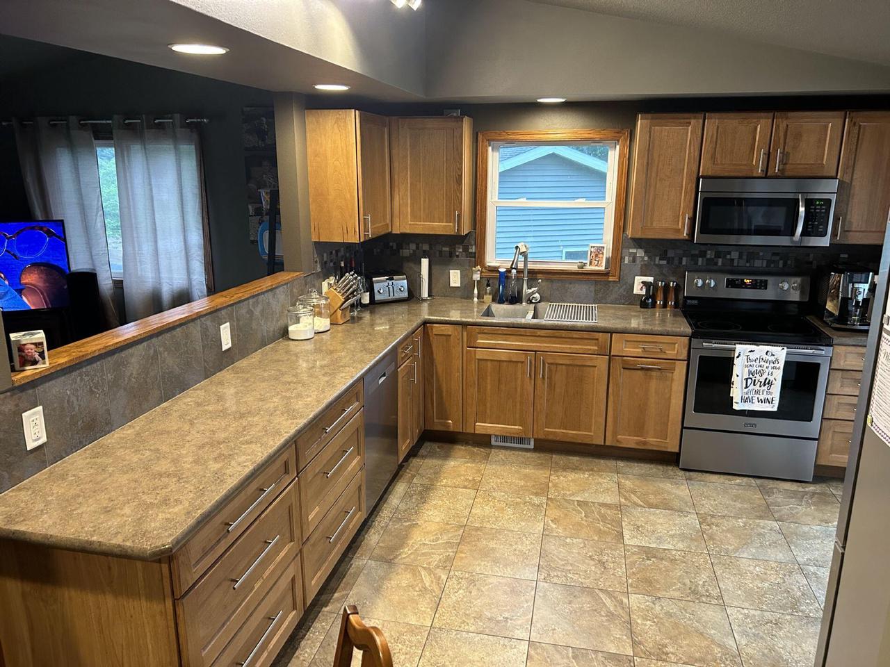 w7571 St Croix AVENUE