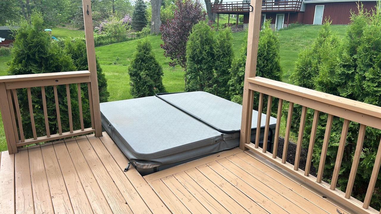 w7571 St Croix AVENUE