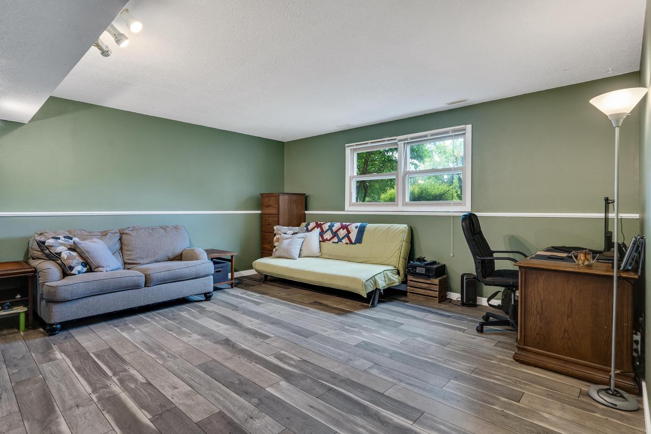 W4978 Woodhaven DRIVE