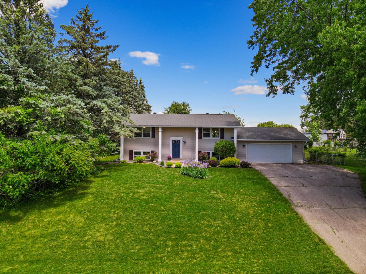 W4978 Woodhaven DRIVE