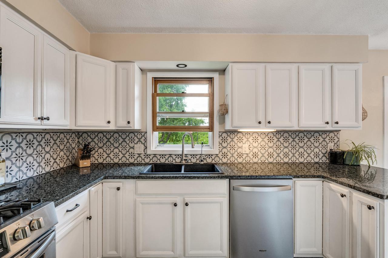 W4978 Woodhaven DRIVE