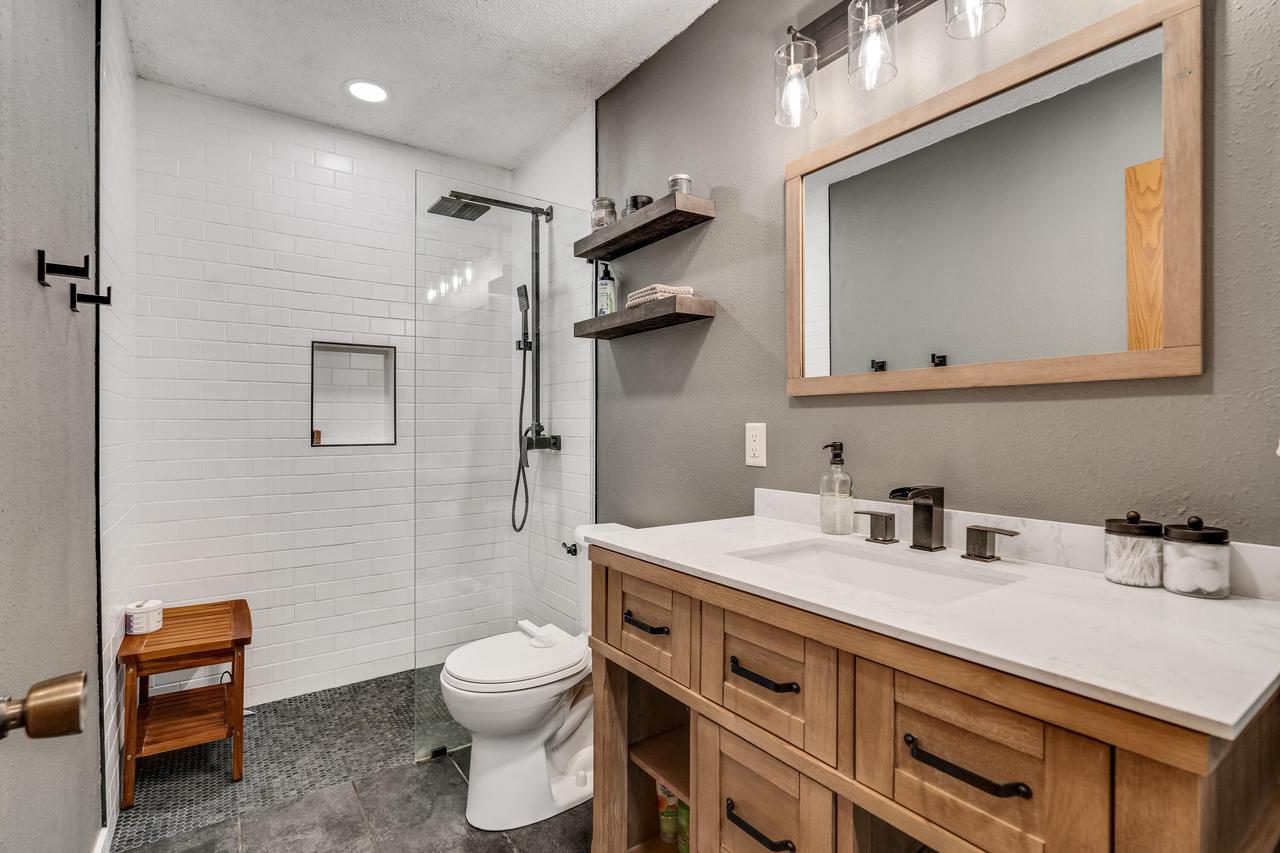 W4978 Woodhaven DRIVE