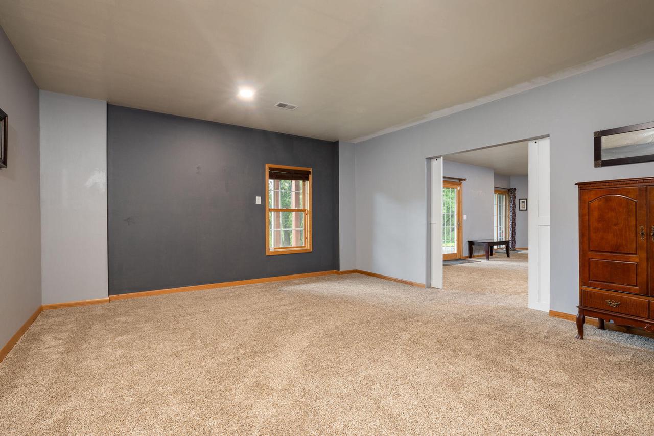 21340 Wolfe Run LANE