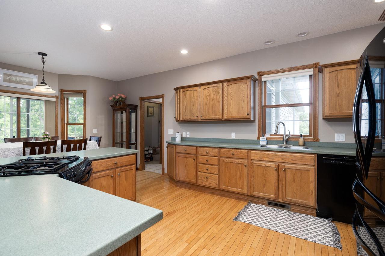 21340 Wolfe Run LANE