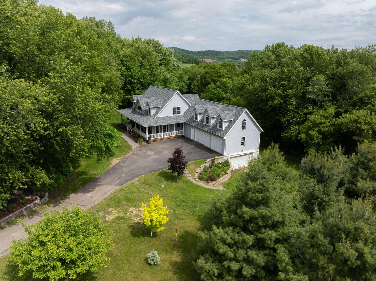 21340 Wolfe Run LANE