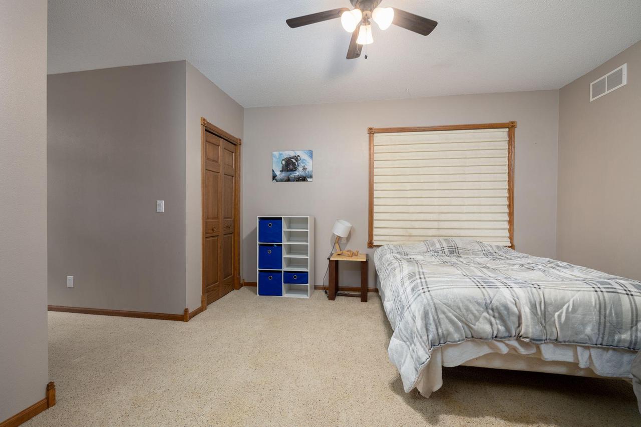 21340 Wolfe Run LANE