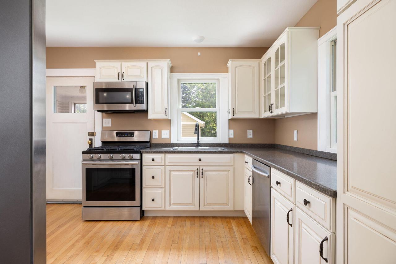 355 21st STREET SOUTH South