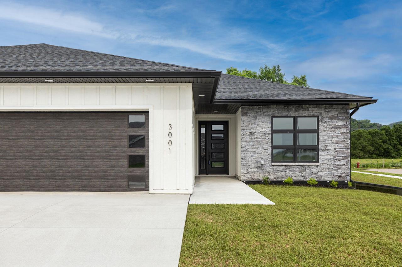 3001 Red Clover STREET