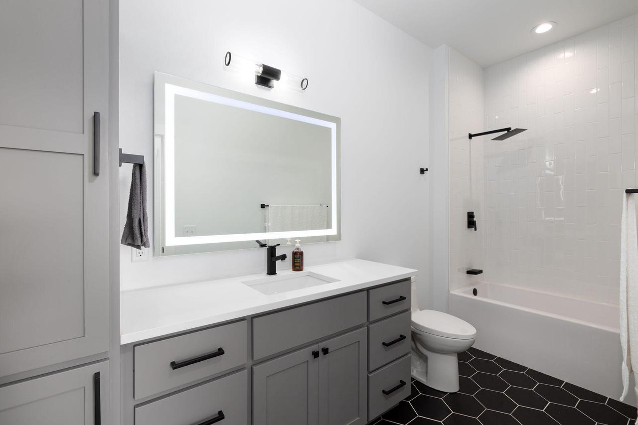 3001 Red Clover STREET