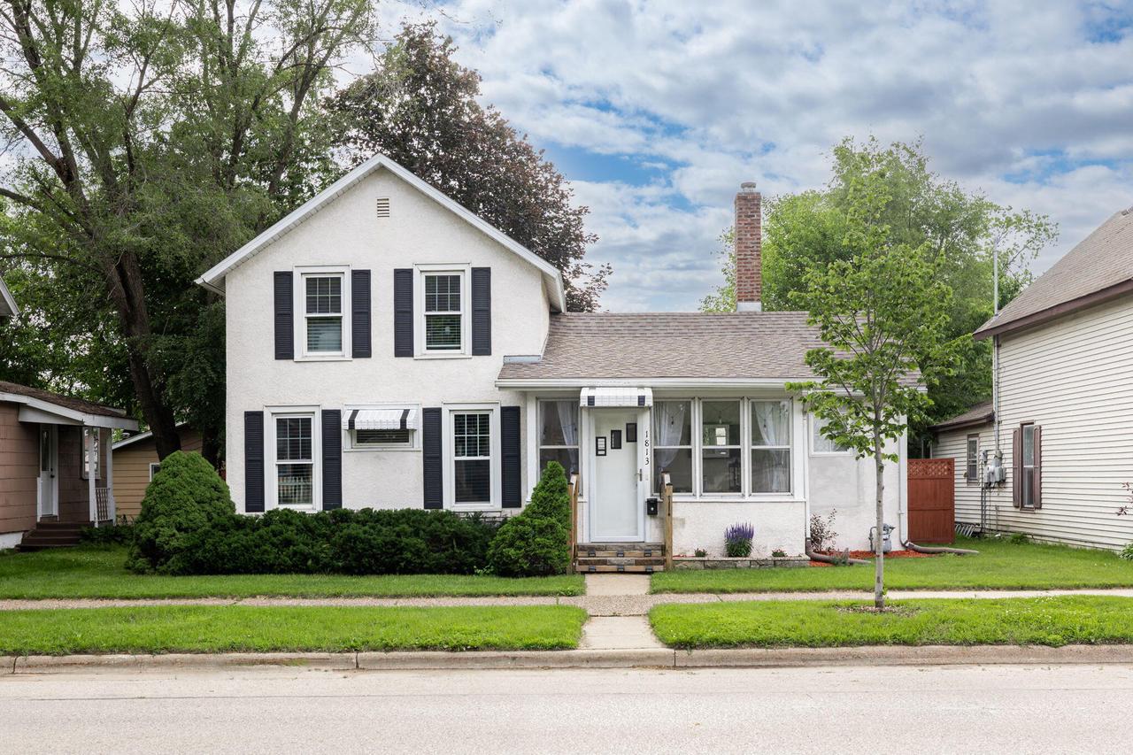 1813 16th STREET SOUTH South