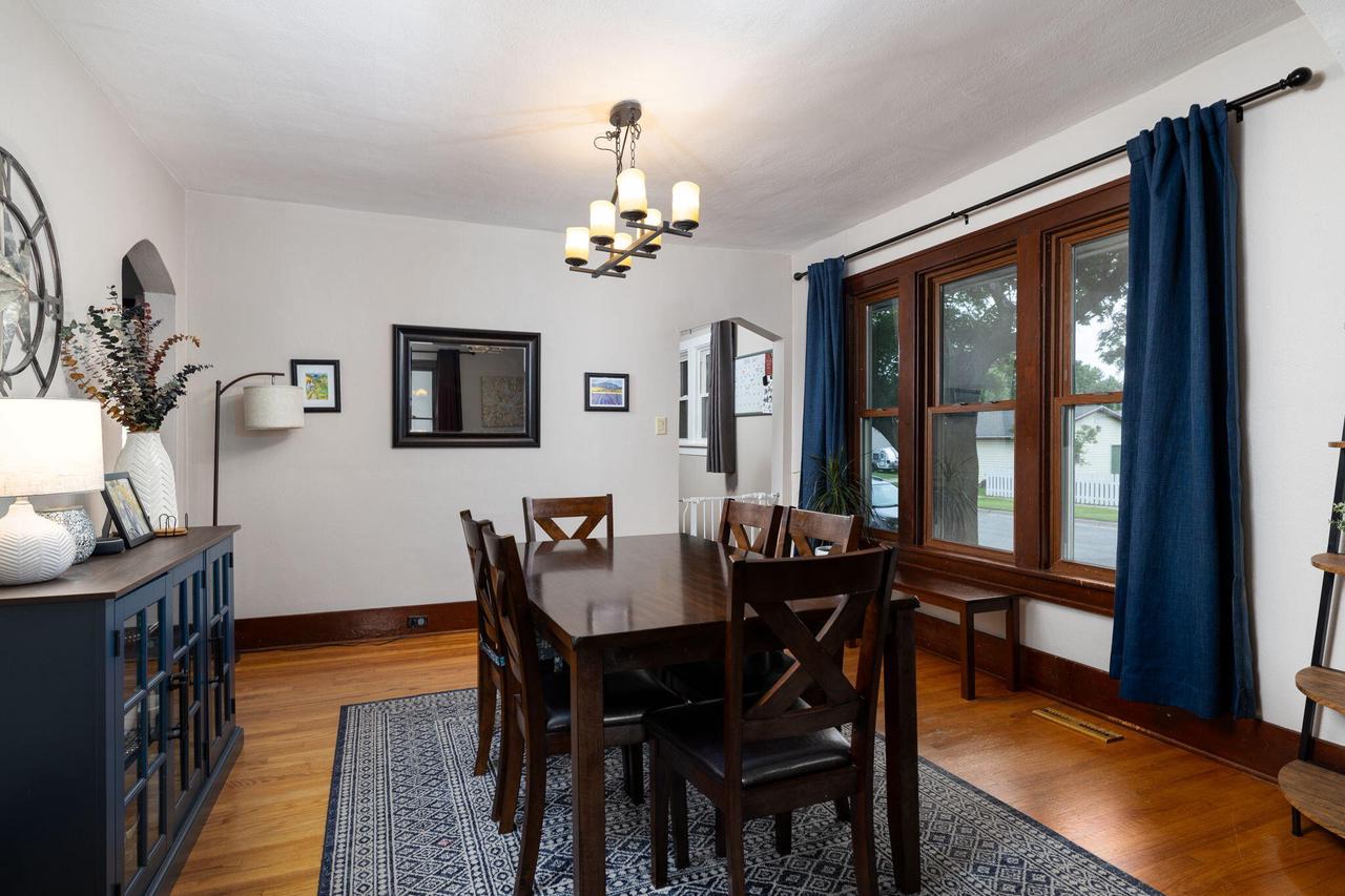 2102 Winnebago STREET