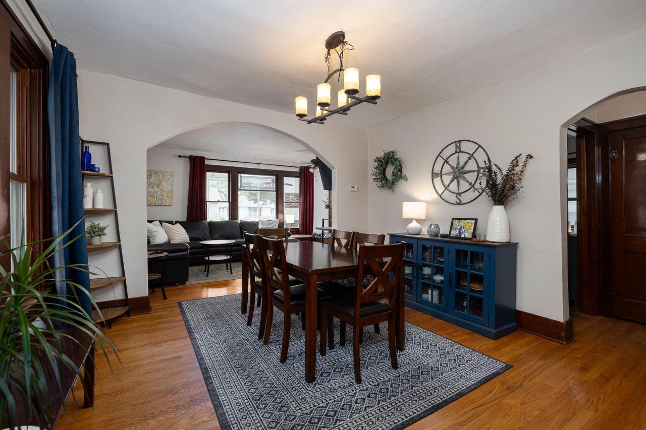 2102 Winnebago STREET