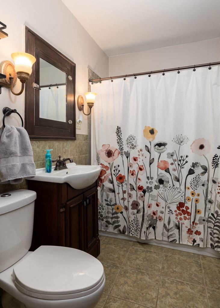 2102 Winnebago STREET