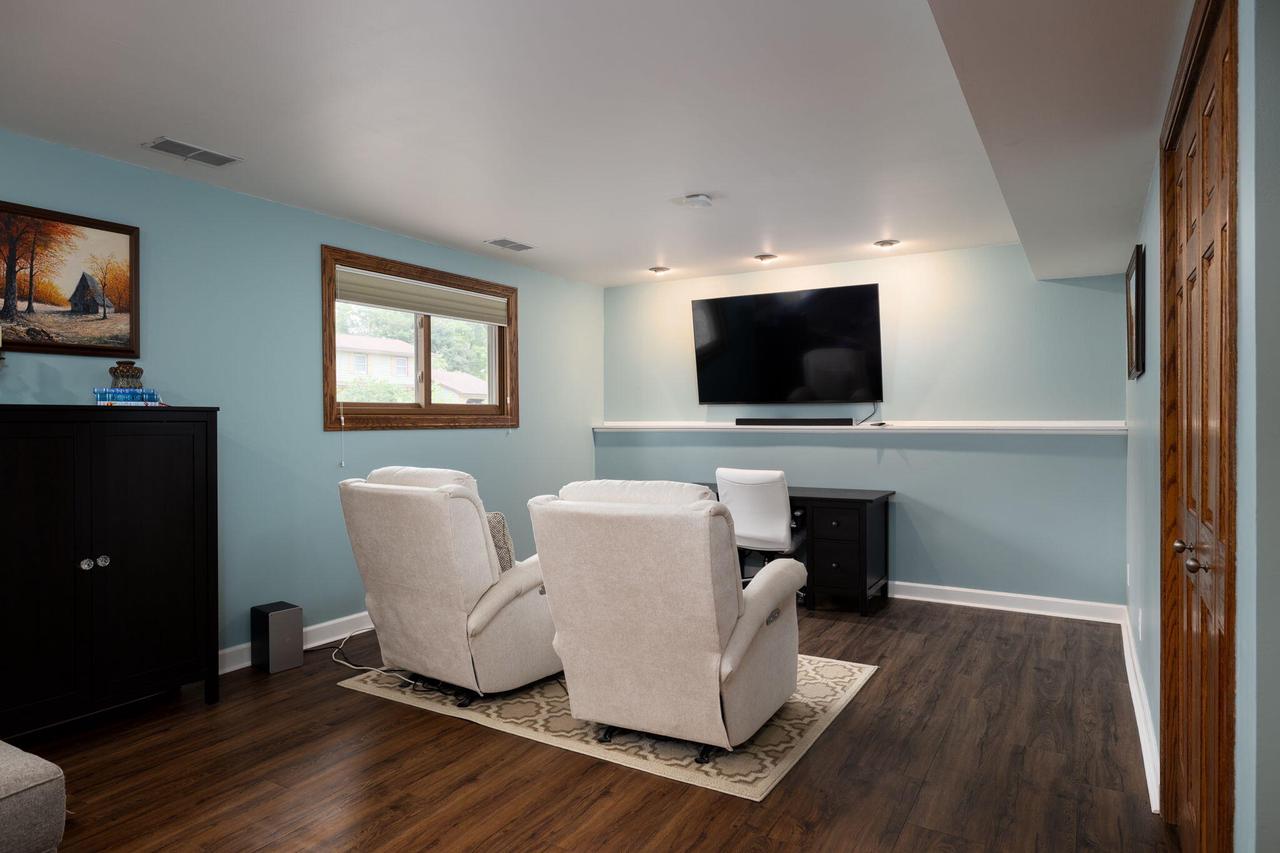 1017 Parkridge DRIVE