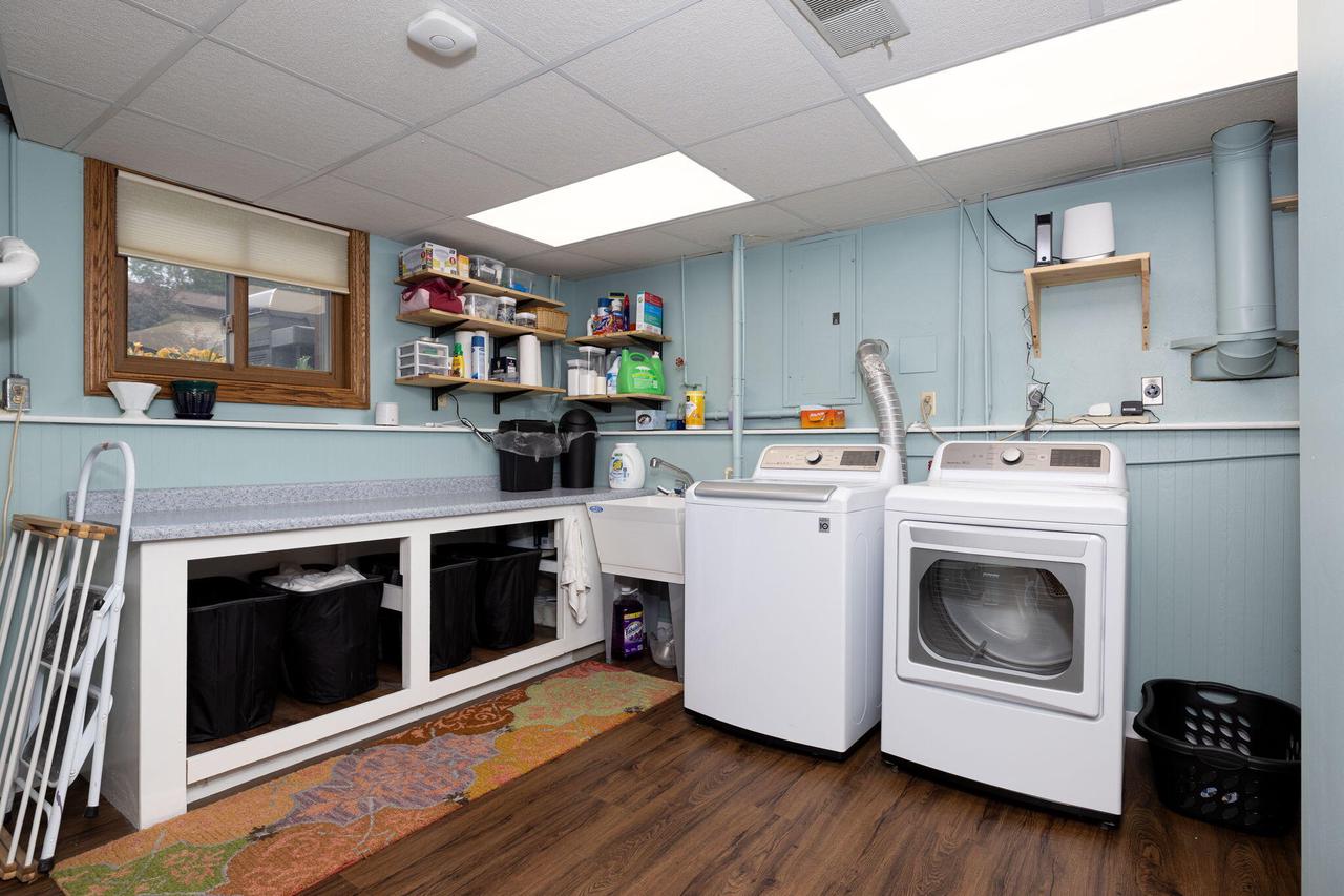 1017 Parkridge DRIVE