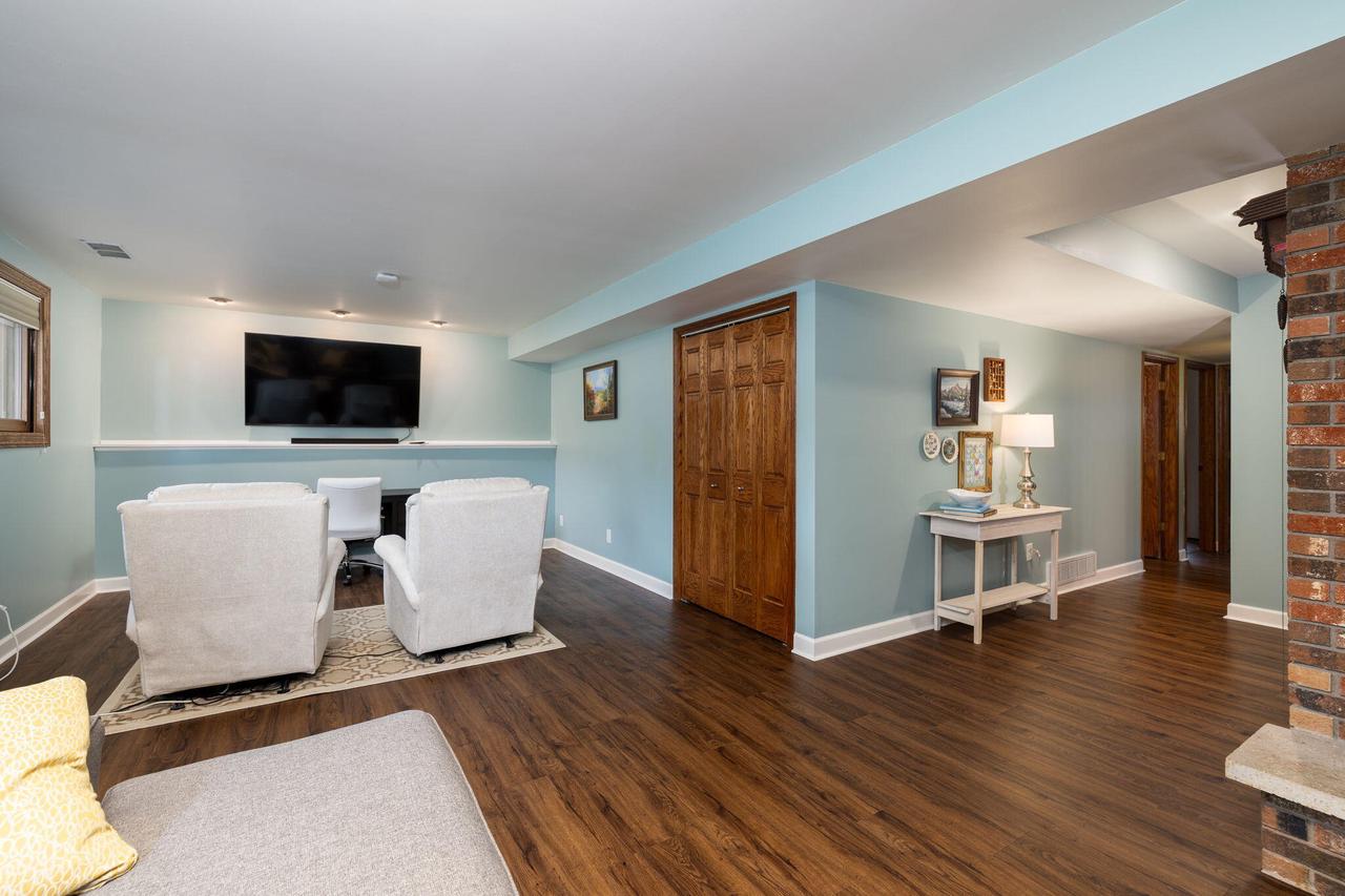 1017 Parkridge DRIVE