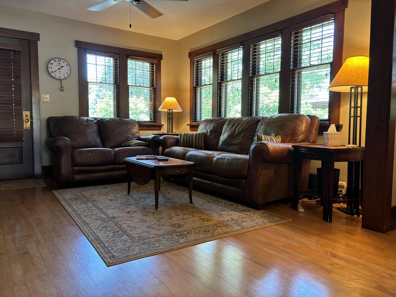 2109 Grandview PLACE