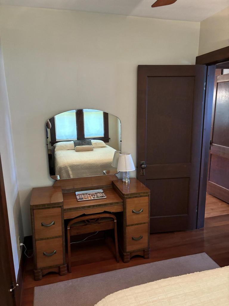 2109 Grandview PLACE