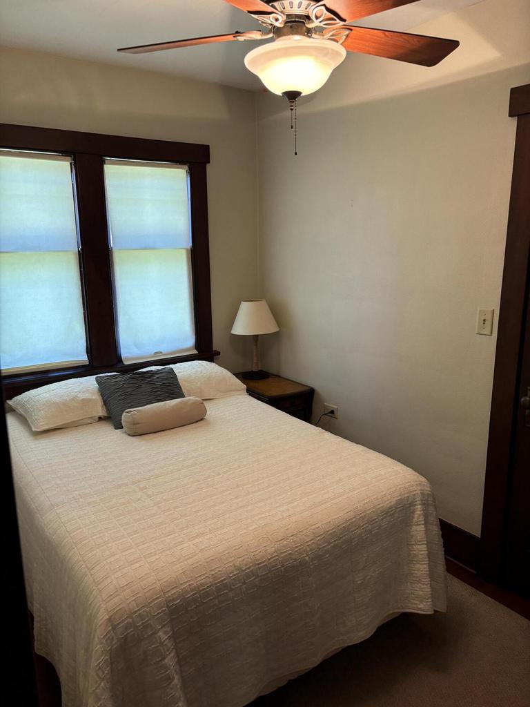 2109 Grandview PLACE