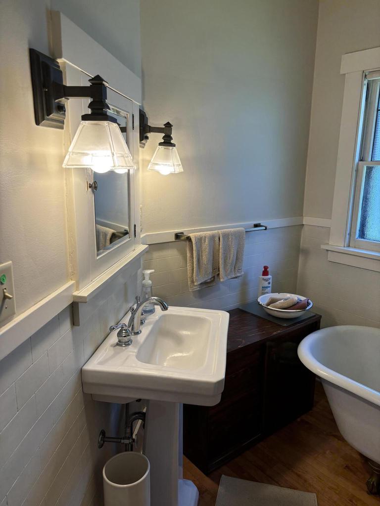 2109 Grandview PLACE