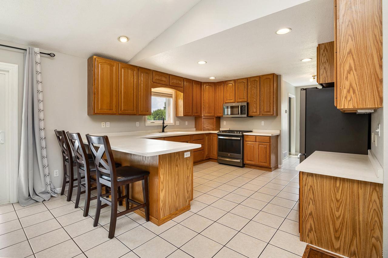 1205 Cherry LANE SOUTH South