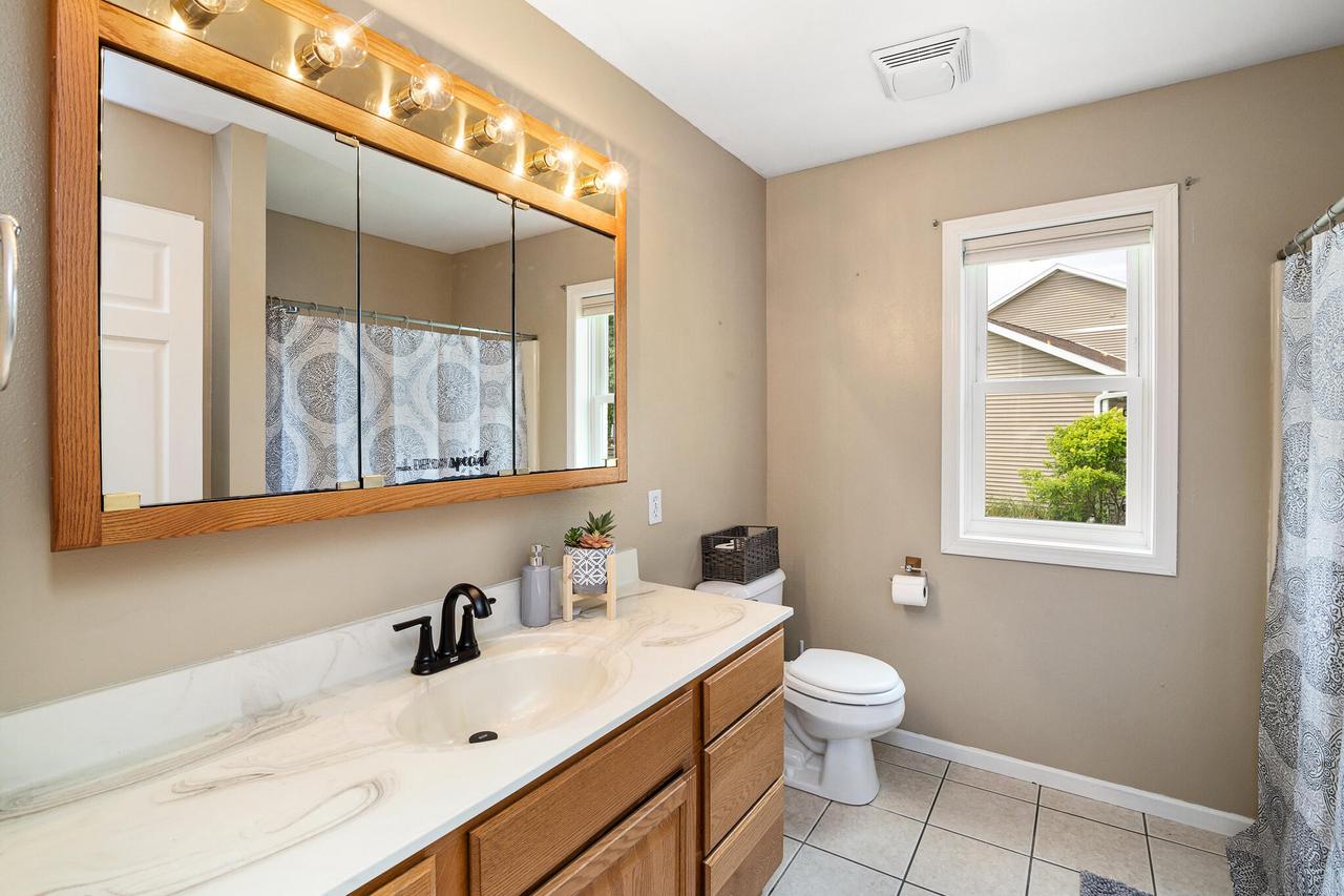 1205 Cherry LANE SOUTH South