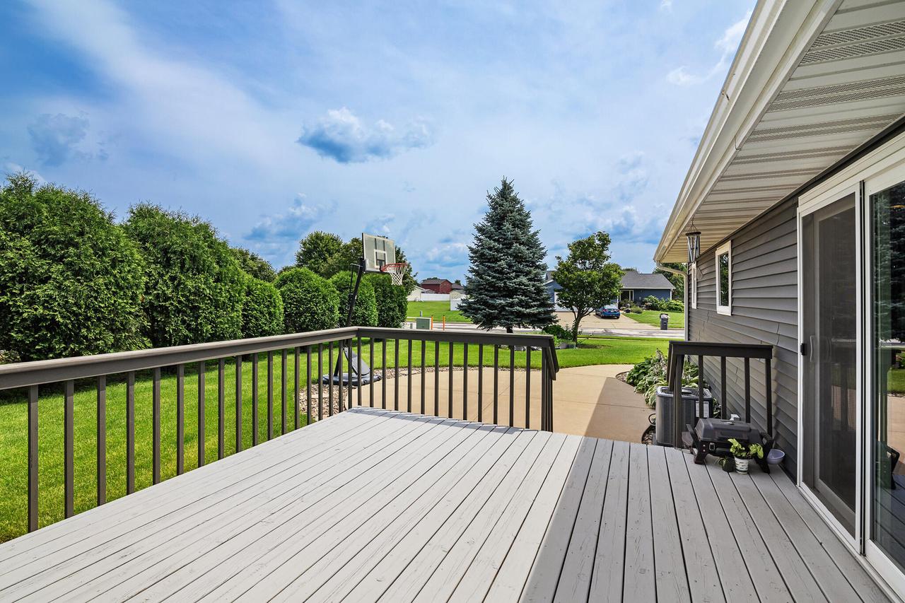 1205 Cherry LANE SOUTH South