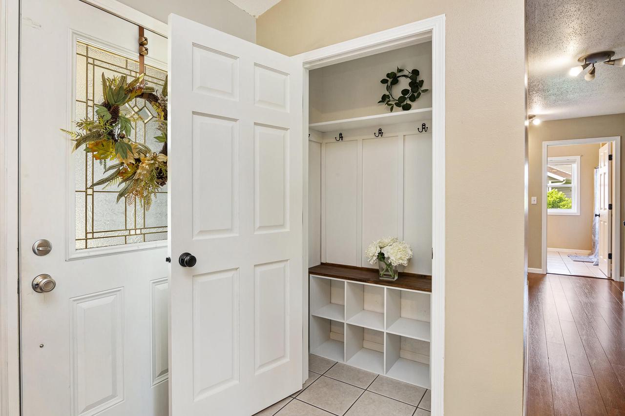 1205 Cherry LANE SOUTH South