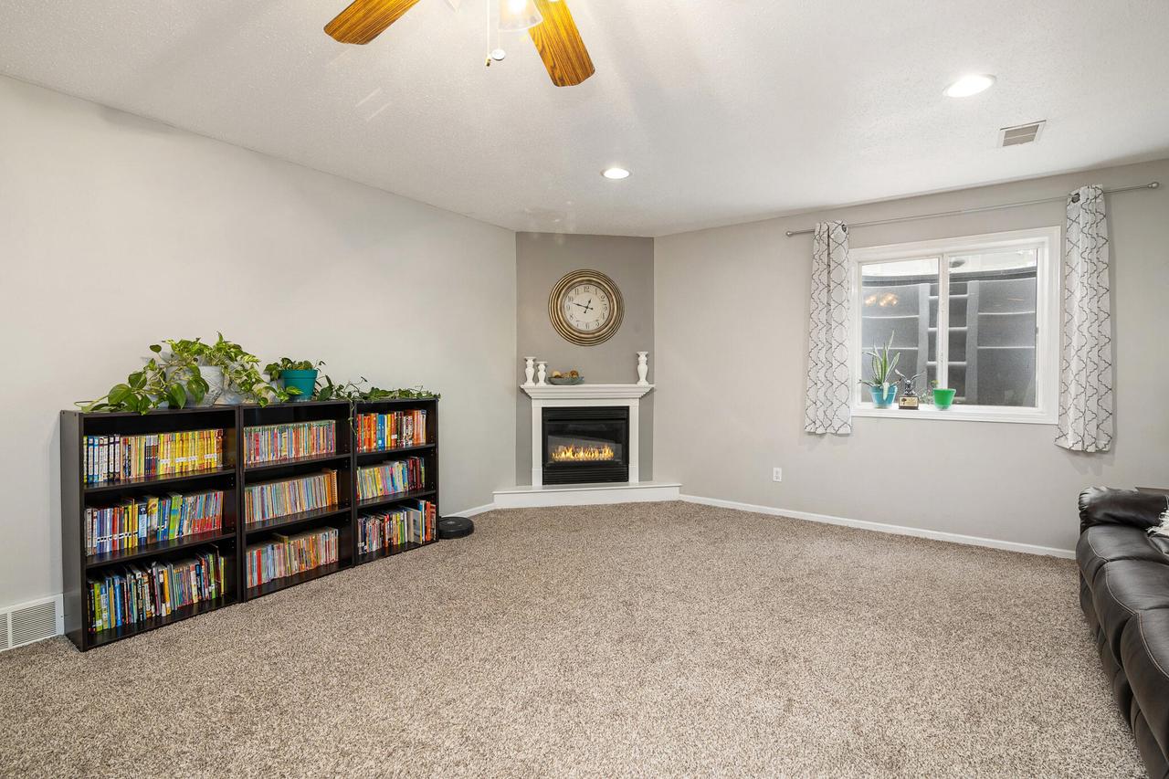 1205 Cherry LANE SOUTH South