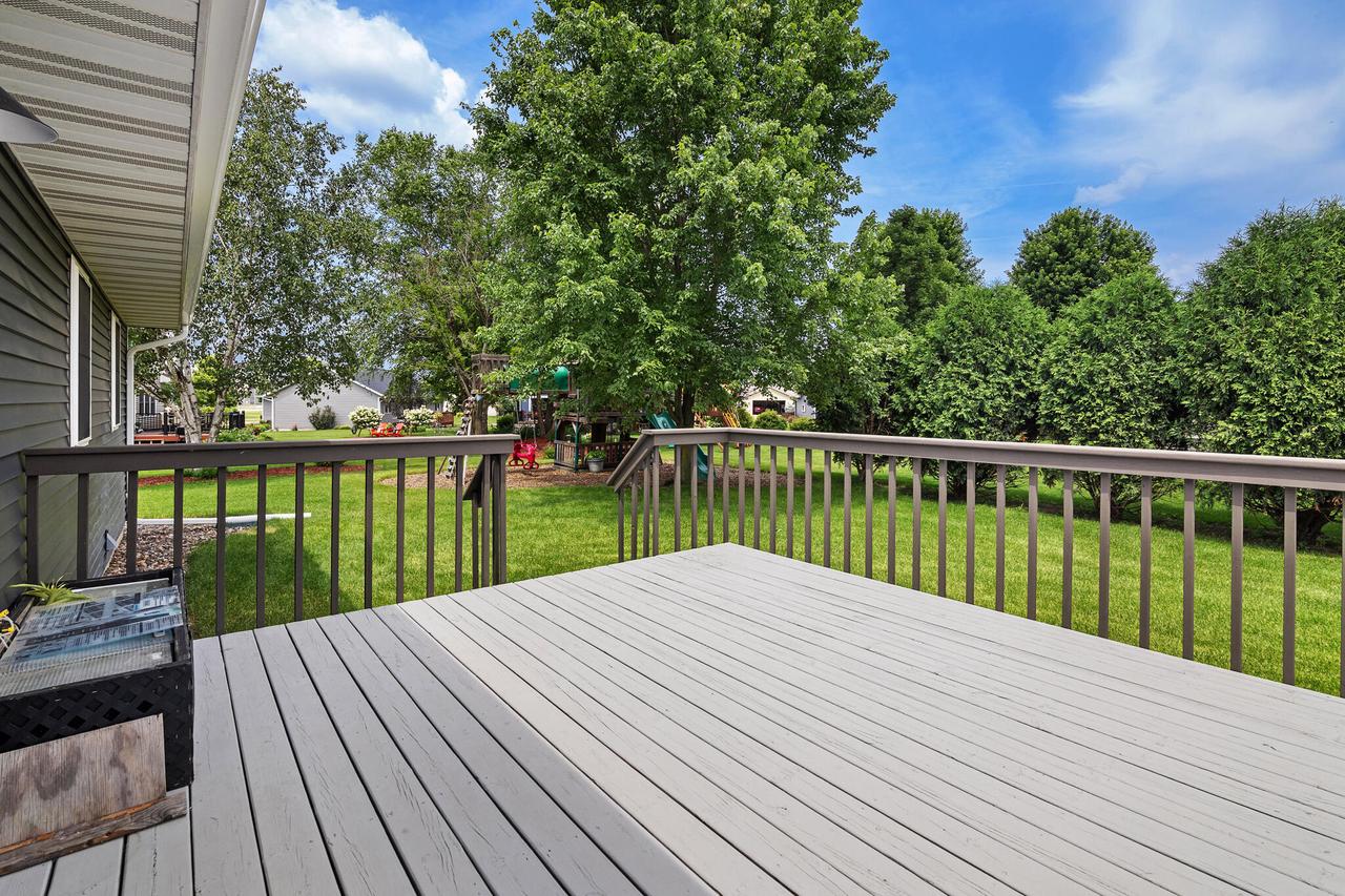 1205 Cherry LANE SOUTH South