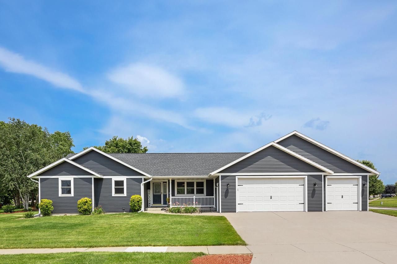 1205 Cherry LANE SOUTH South