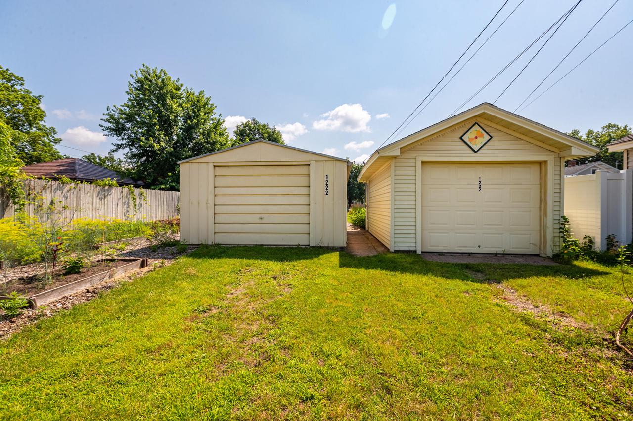 1222 17th STREET SOUTH South