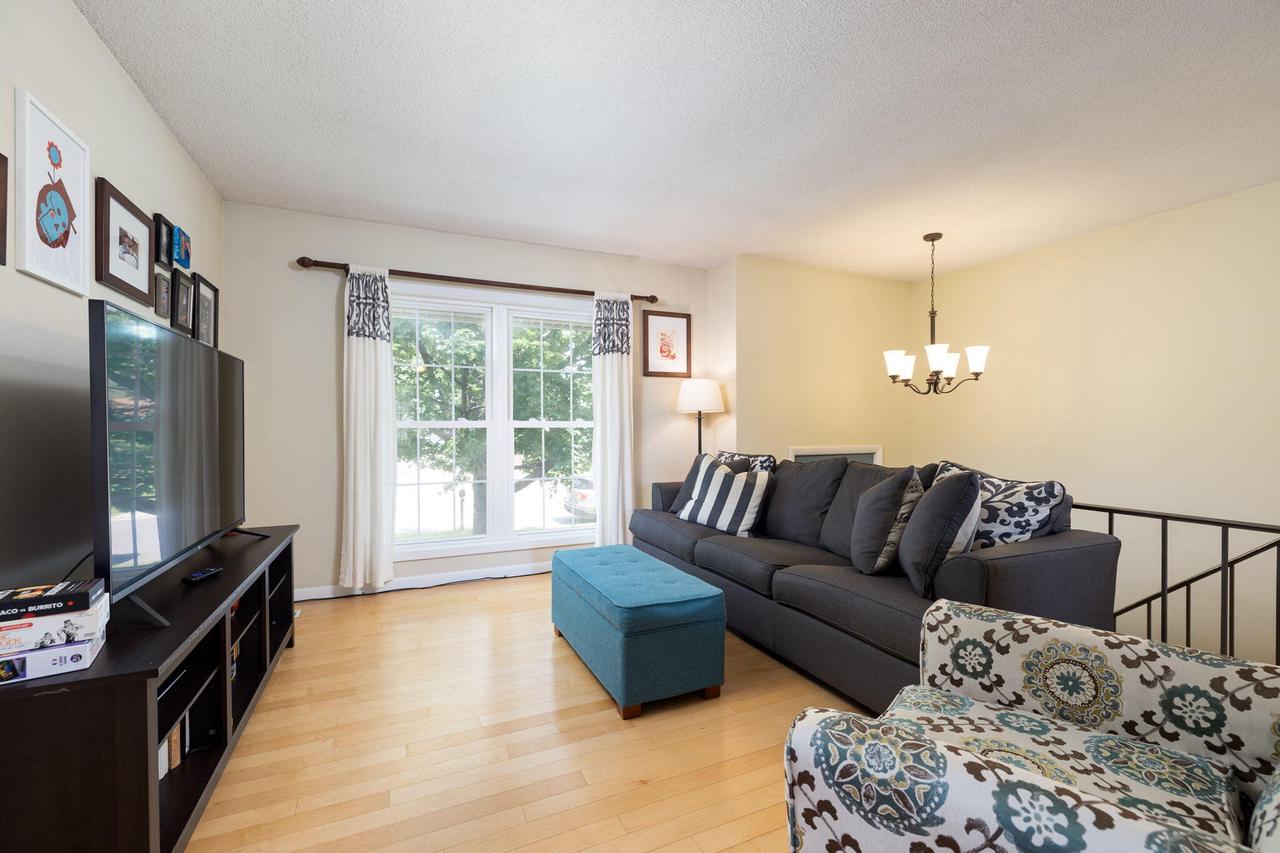 221 16th AVENUE NORTH North