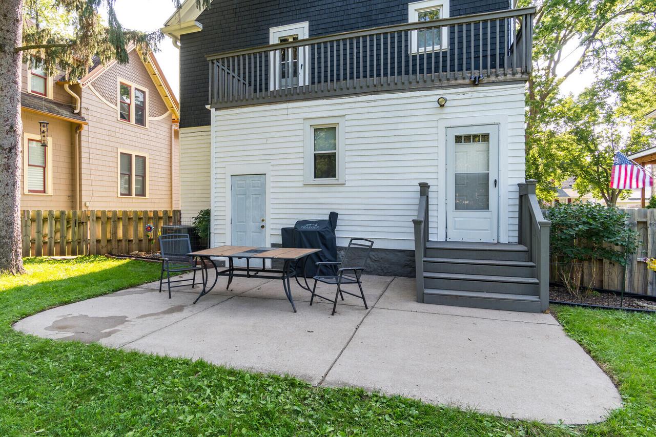 527 15th STREET SOUTH South