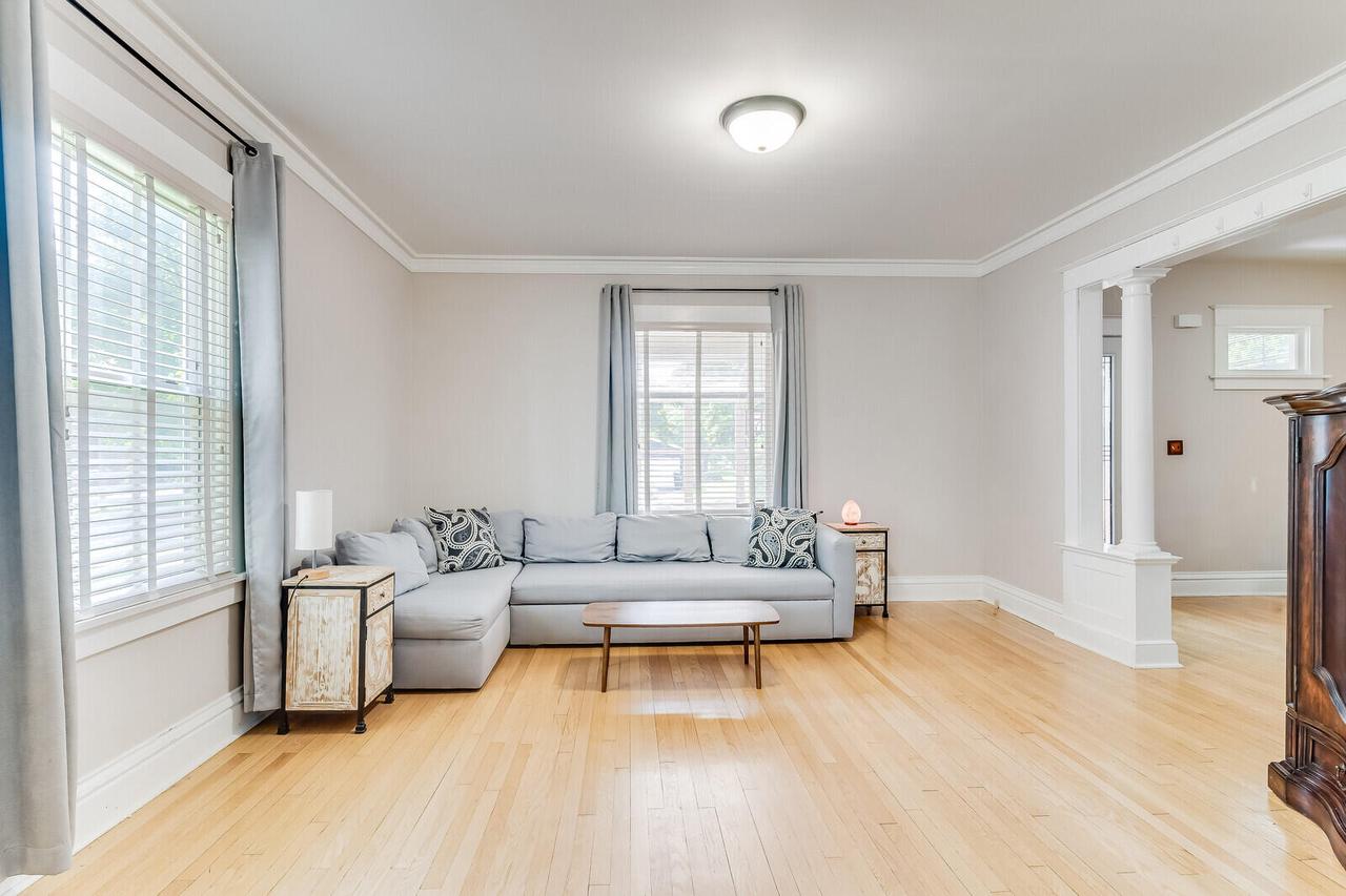 527 15th STREET SOUTH South