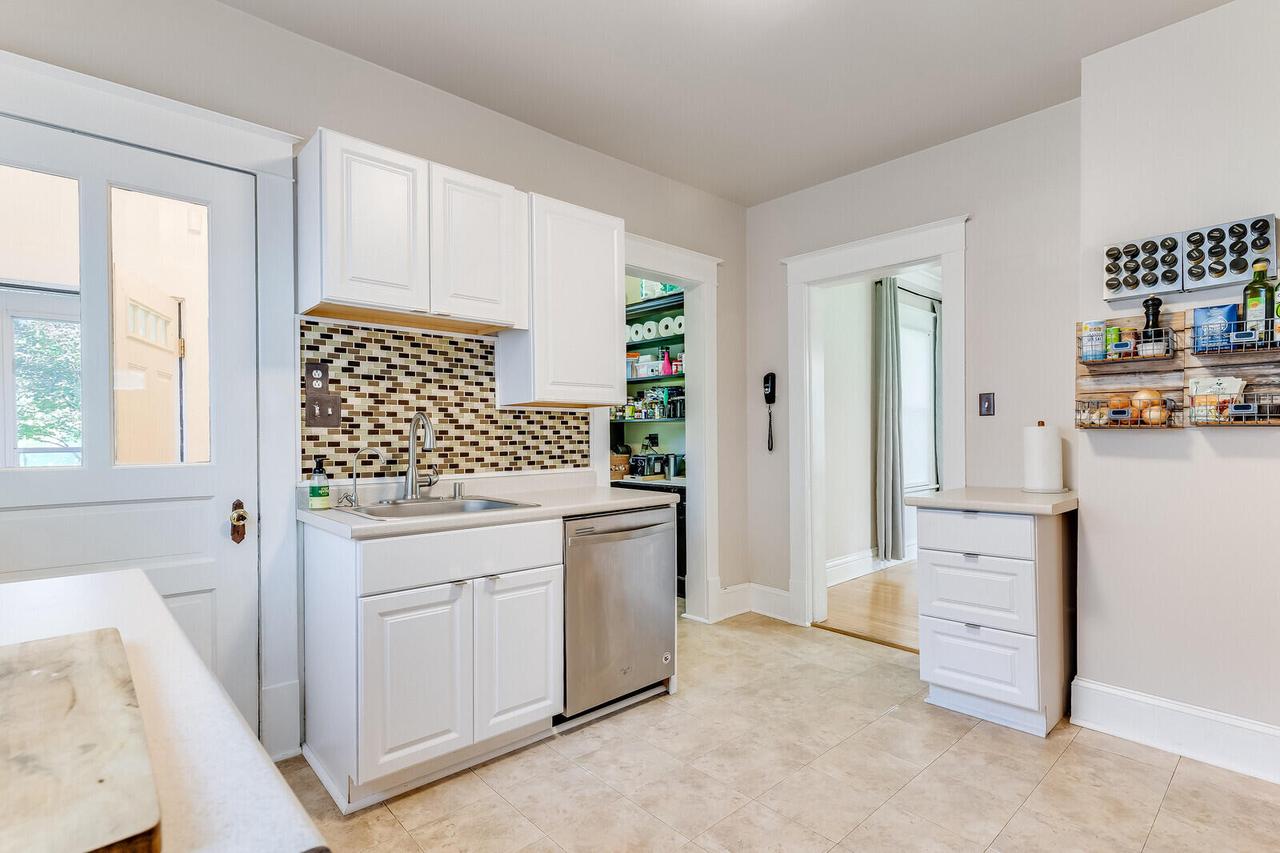 527 15th STREET SOUTH South